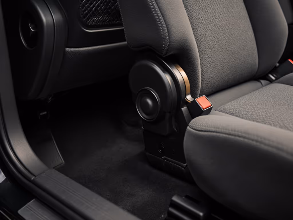 under-car-seat-base-with-latch-connections