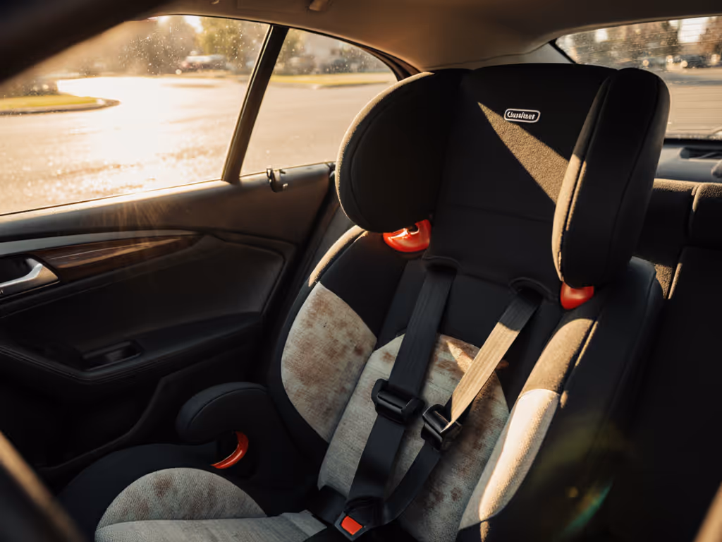 Car Seat Material Degradation: Beat UV Fading Timeline